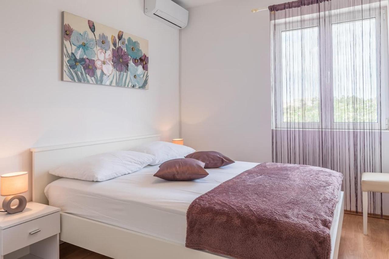 Maslina Villa Vrsi