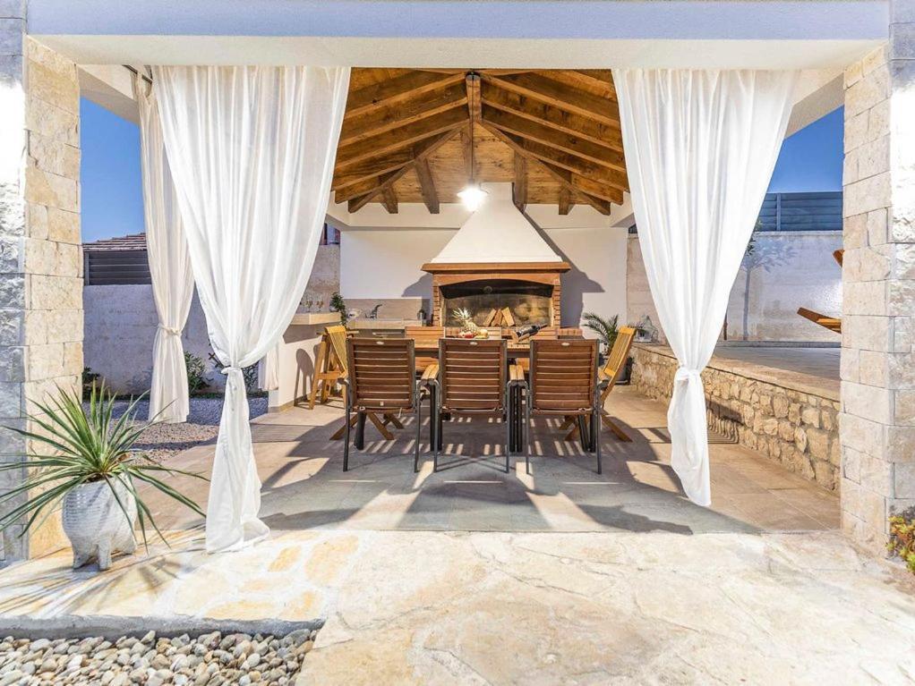 Maslina Villa Vrsi