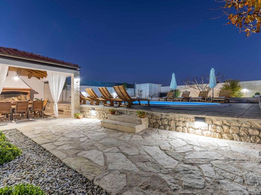Maslina Villa *